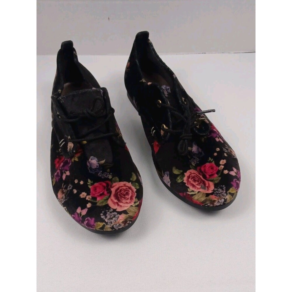 Andrea Black Velvet Floral Rose Lace Up Oxford Flats Women's Size 6.5